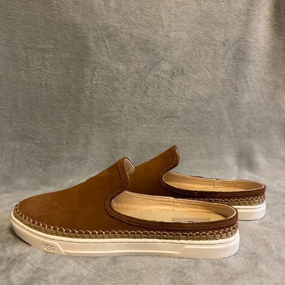 Women’s UGG Nubuck Suede Espadrille inspired sneaker, Chestnut color, Size 10 - Picture 3 of 6